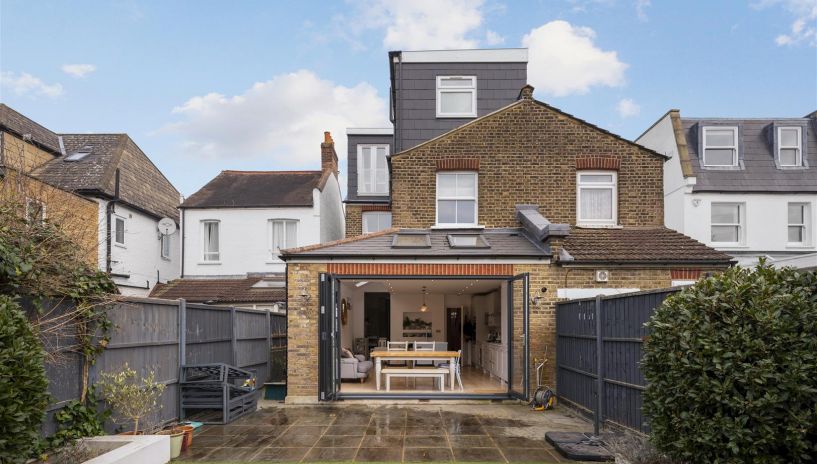Chestnut Road, Raynes Park, SW20
