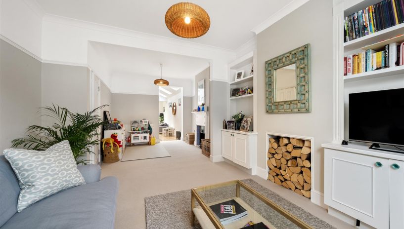 Chestnut Road, Raynes Park, SW20