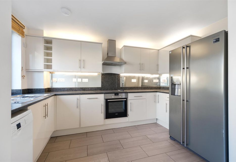 Lansdowne Road, Wimbledon, SW20