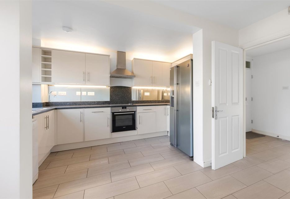Lansdowne Road, Wimbledon, SW20
