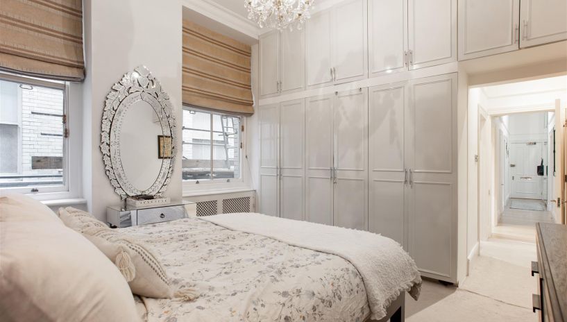 Queen's Gate, South Kensington, SW7