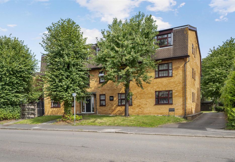 Coombe Lane, West Wimbledon, SW20