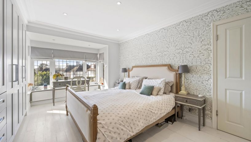 Lindisfarne Road, Wimbledon, SW20
