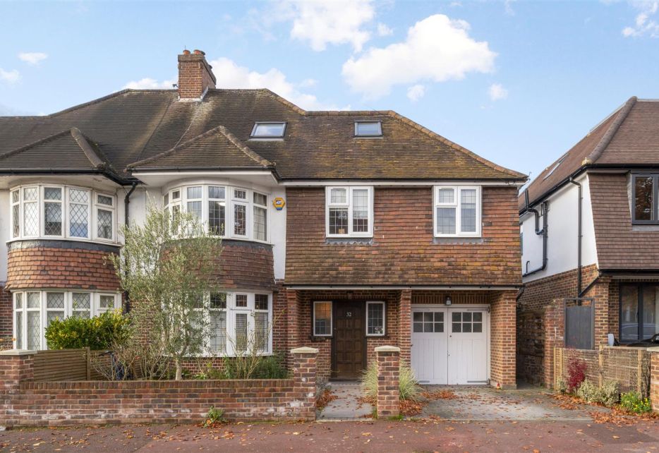 Holland Avenue, West Wimbledon, SW20