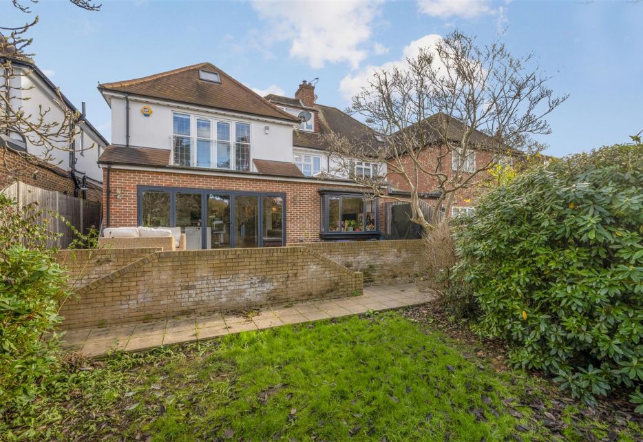 Holland Avenue, West Wimbledon, SW20