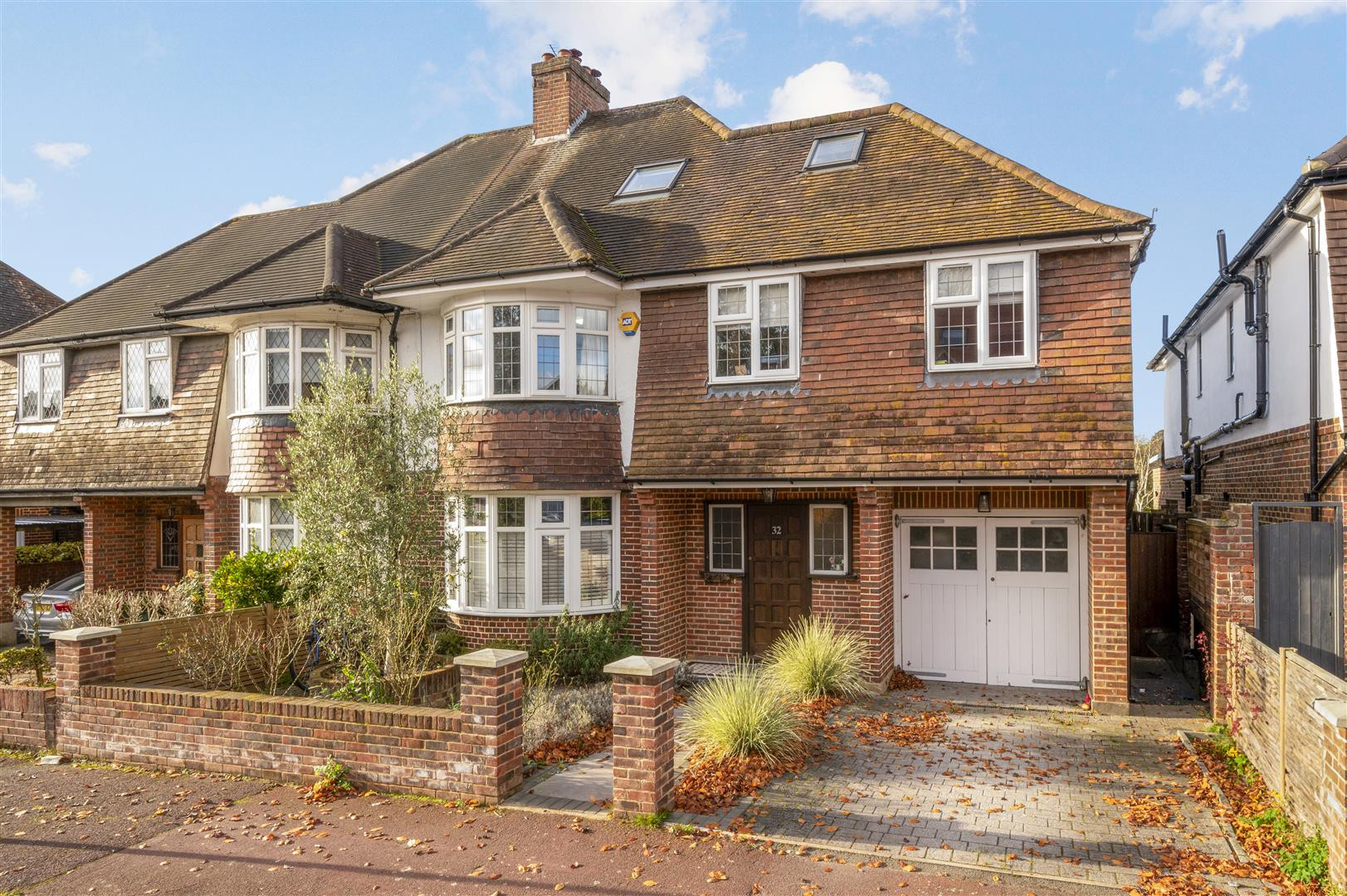 Holland Avenue | 33796963