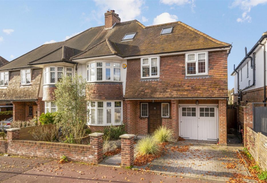Holland Avenue, West Wimbledon, SW20