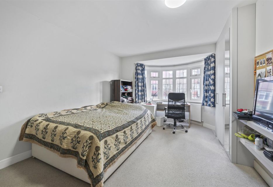 Holland Avenue, West Wimbledon, SW20