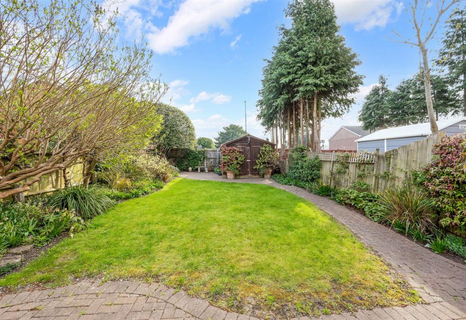 Laurel Road, West Wimbledon, SW20