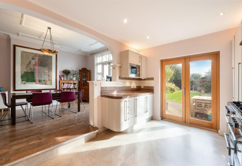 Laurel Road, West Wimbledon, SW20