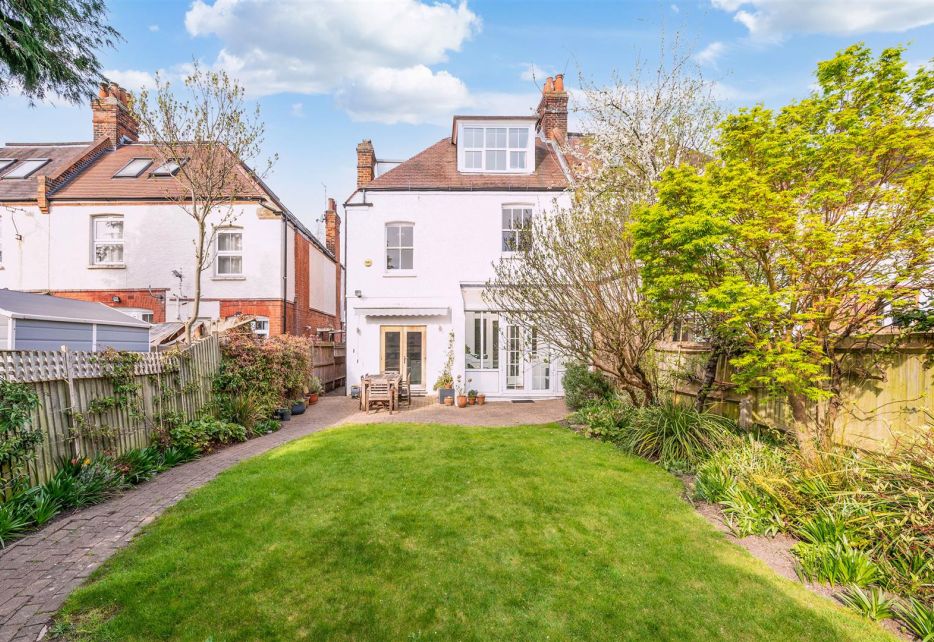 Laurel Road, West Wimbledon, SW20
