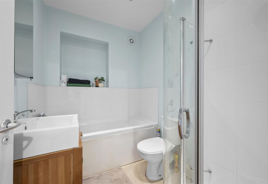 Laurel Road, West Wimbledon, SW20