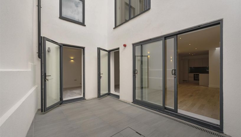 Lillium Mews, Wimbledon, SW19