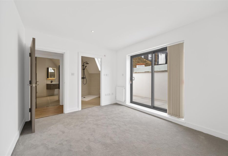 Lillium Mews, Wimbledon, SW19