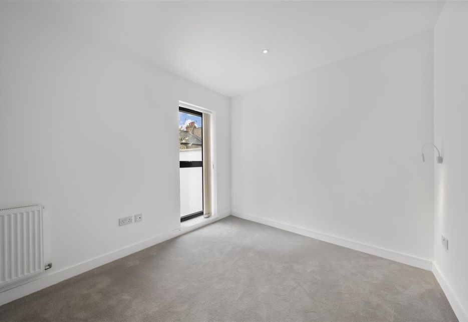 Lillium Mews, Wimbledon, SW19