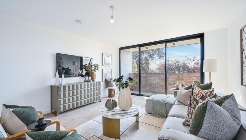 Cottenham Park Road, Wimbledon, SW20