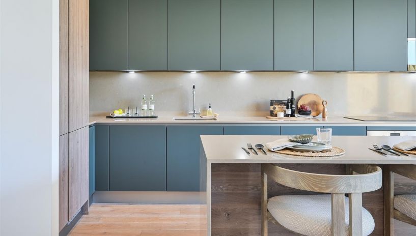 Cottenham Park Road, Wimbledon, SW20
