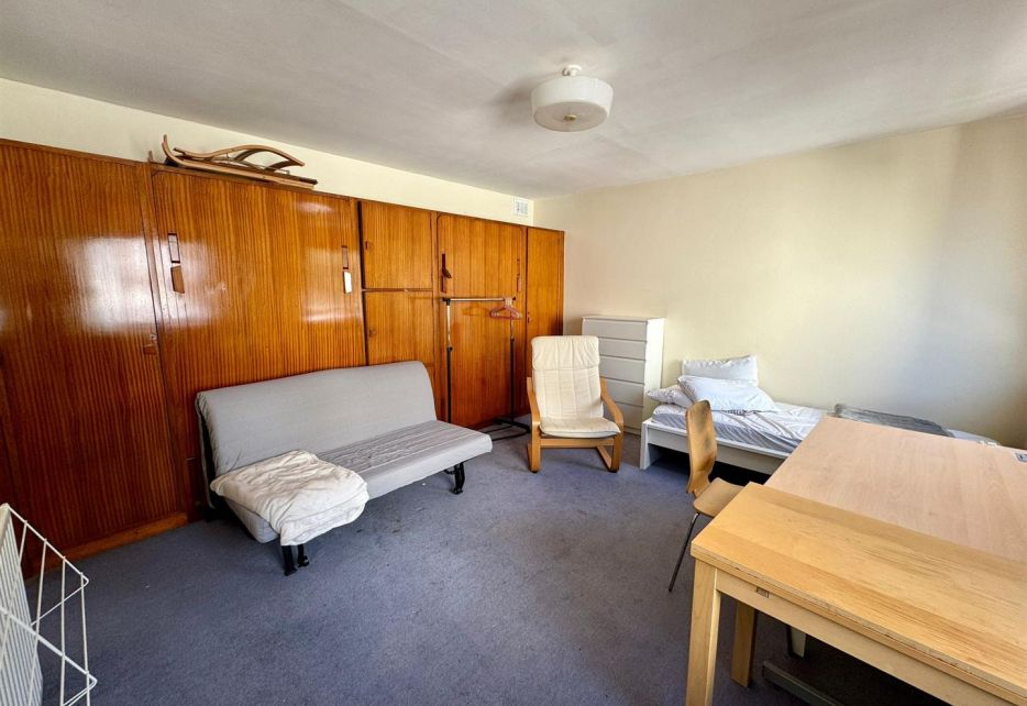 Cornwall Gardens, South Kensington, SW7