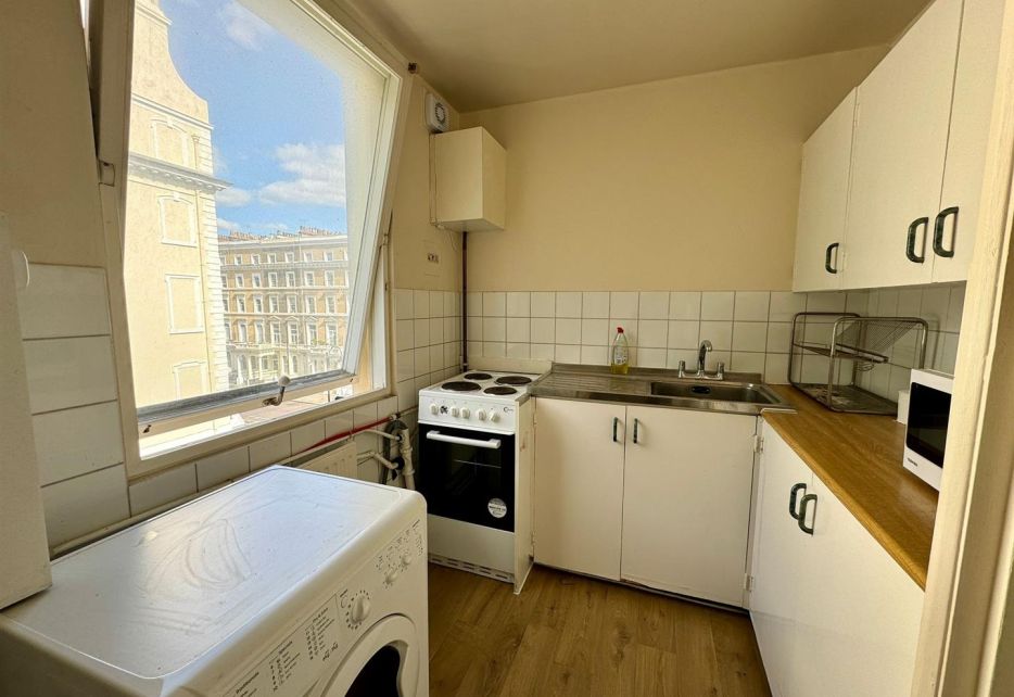 Cornwall Gardens, South Kensington, SW7