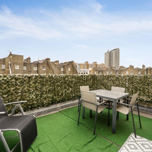 Queen's Gate Gardens