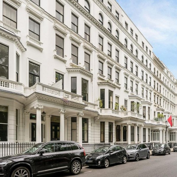 Queen's Gate Gardens