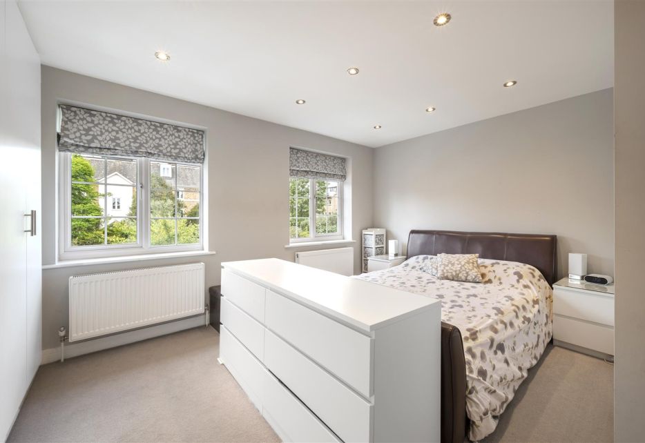 Cumberland Close, Wimbledon, SW20