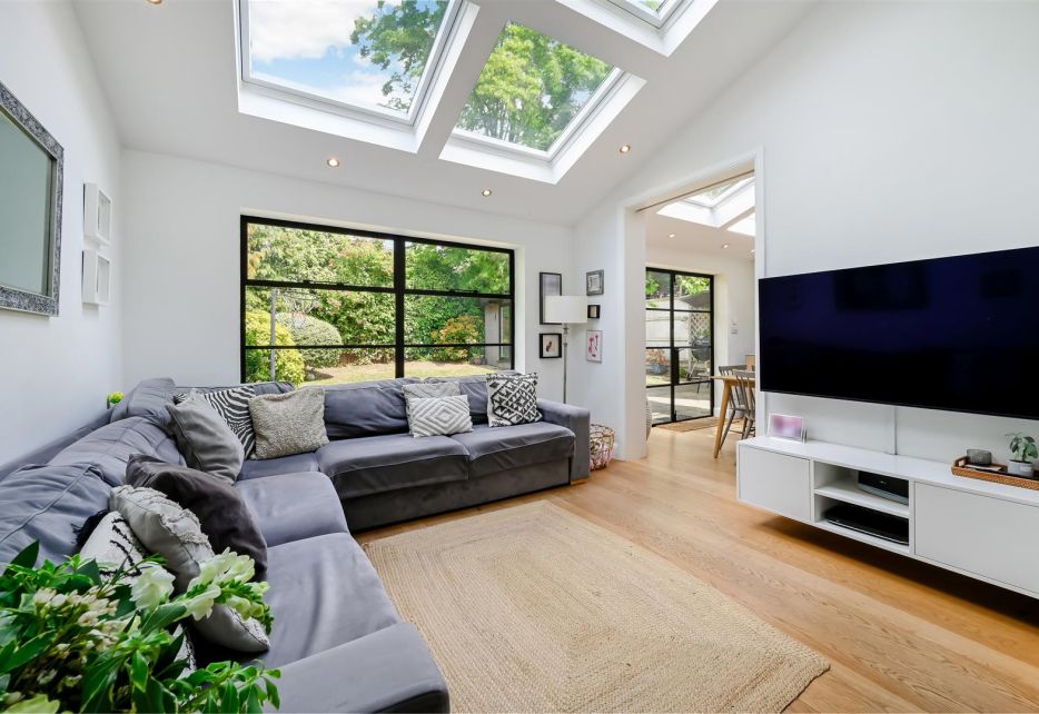 Melbury Gardens, West Wimbledon, London