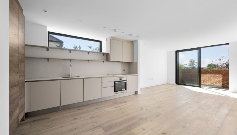 Cottenham Park Road, Wimbledon, SW20