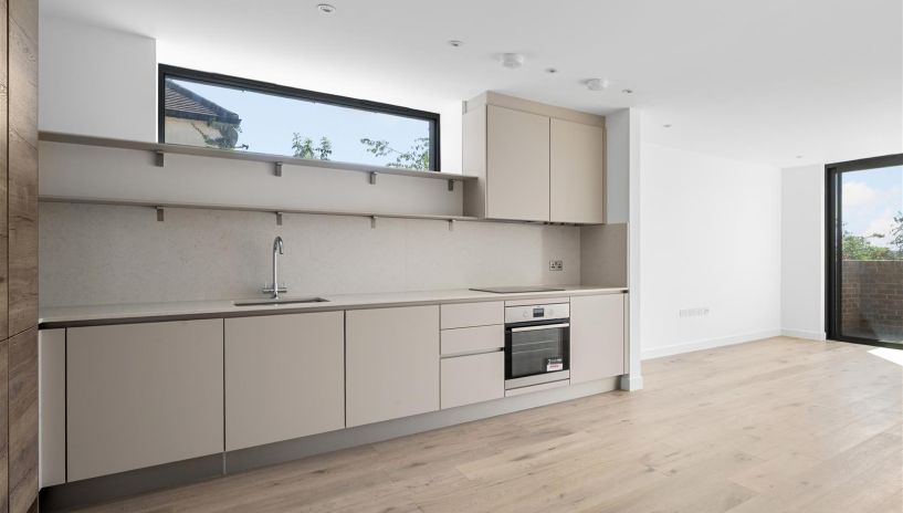 Cottenham Park Road, Wimbledon, SW20