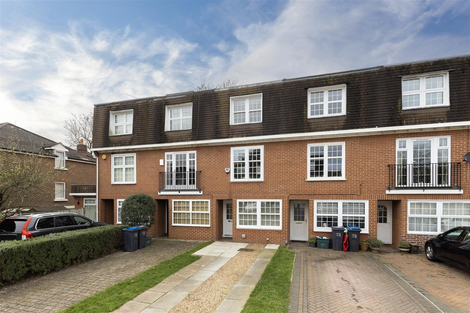 Thaxted Place | 33912331