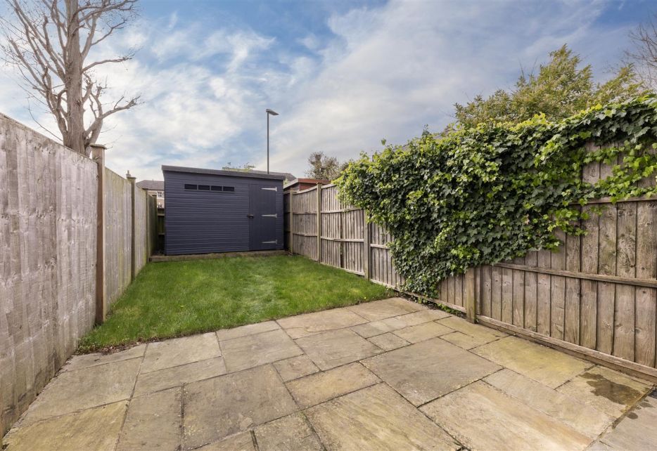 Thaxted Place, Wimbledon, SW20