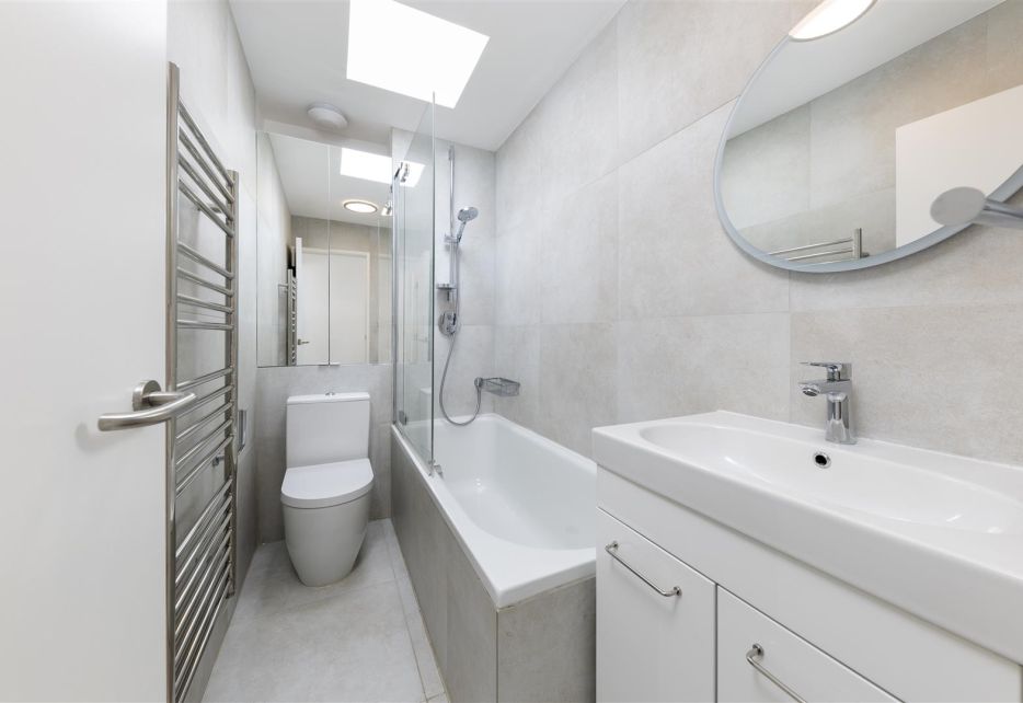 Thaxted Place, Wimbledon, SW20