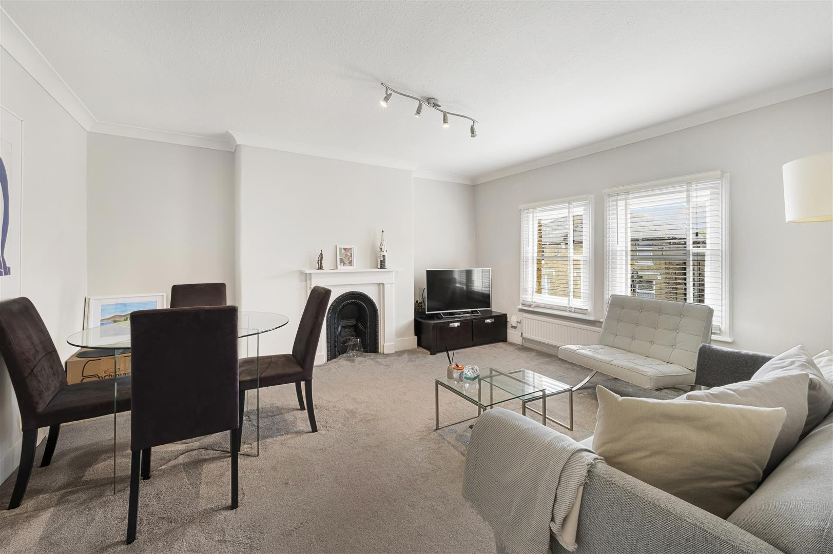 Homefield Road | 33932300