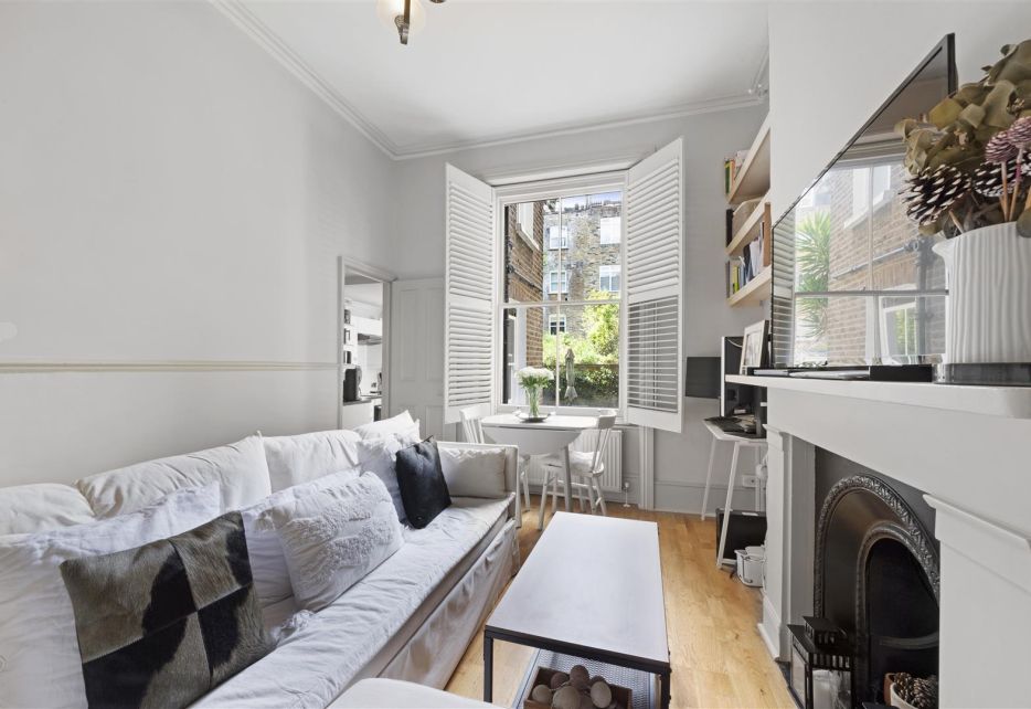 Kempsford Gardens, Earls Court, SW5