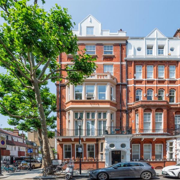 Collingham Gardens