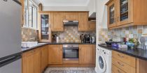 Tennyson Avenue, Motspur Park, KT3