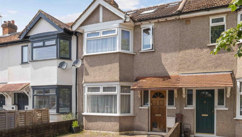 Tennyson Avenue, Motspur Park, KT3