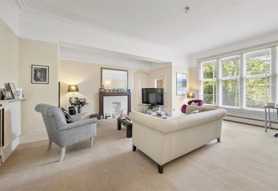 Inner Park Road, London