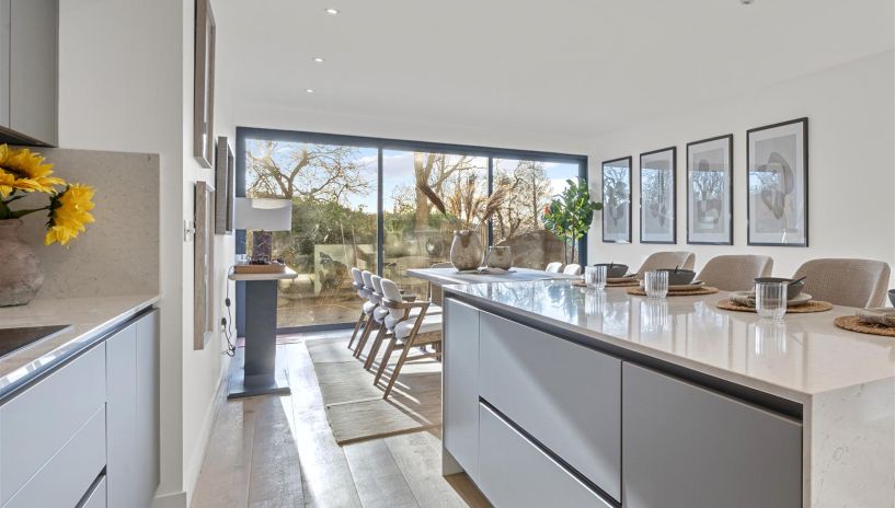 Cottenham Park Road, Wimbledon