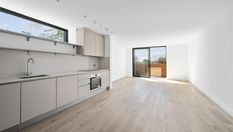 Cottenham Park Road, Wimbledon