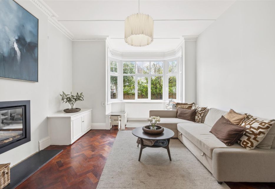 Melbury Gardens, West Wimbledon, SW20