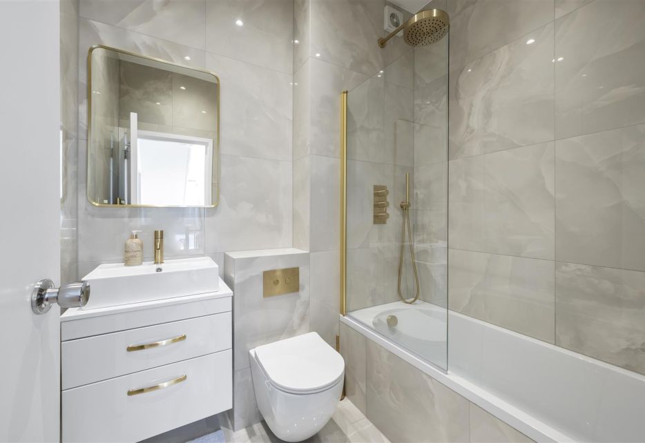 Melbury Gardens, West Wimbledon, SW20