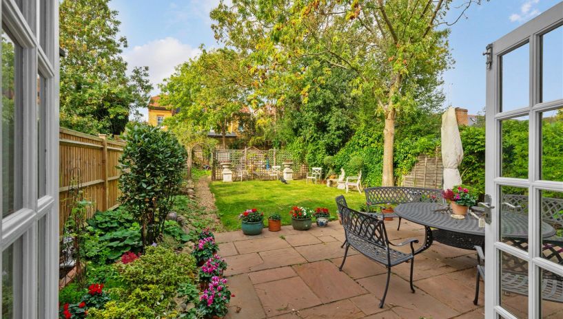 Worple Road, Wimbledon, SW19