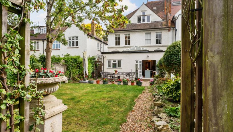 Worple Road, Wimbledon, SW19