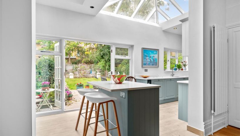 Worple Road, Wimbledon, SW19