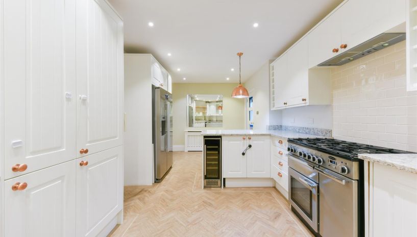 Malvern Court, Onslow Square, SW7