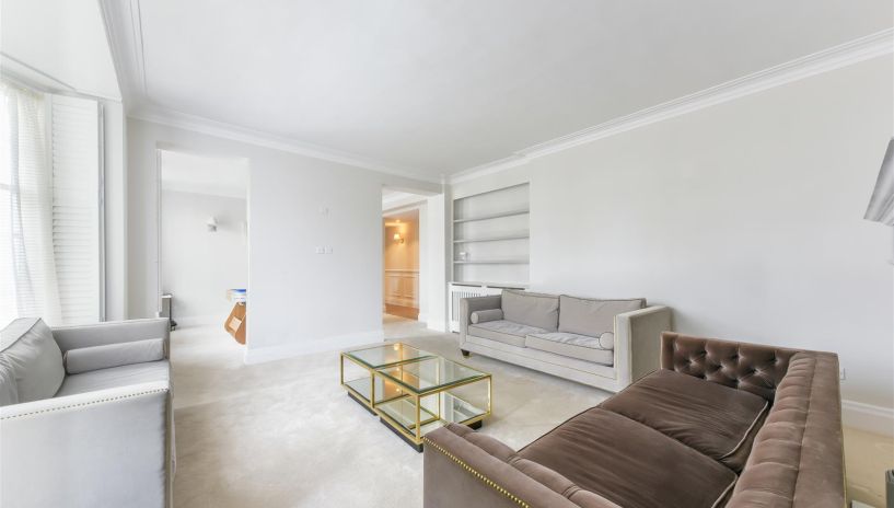 Malvern Court, Onslow Square, SW7