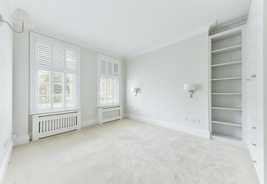 Malvern Court, Onslow Square, South Kensington, SW7