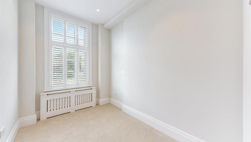Malvern Court, Onslow Square, SW7