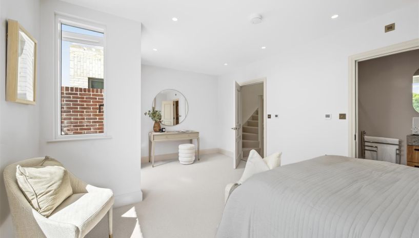 Melbury Gardens, West Wimbledon, SW20